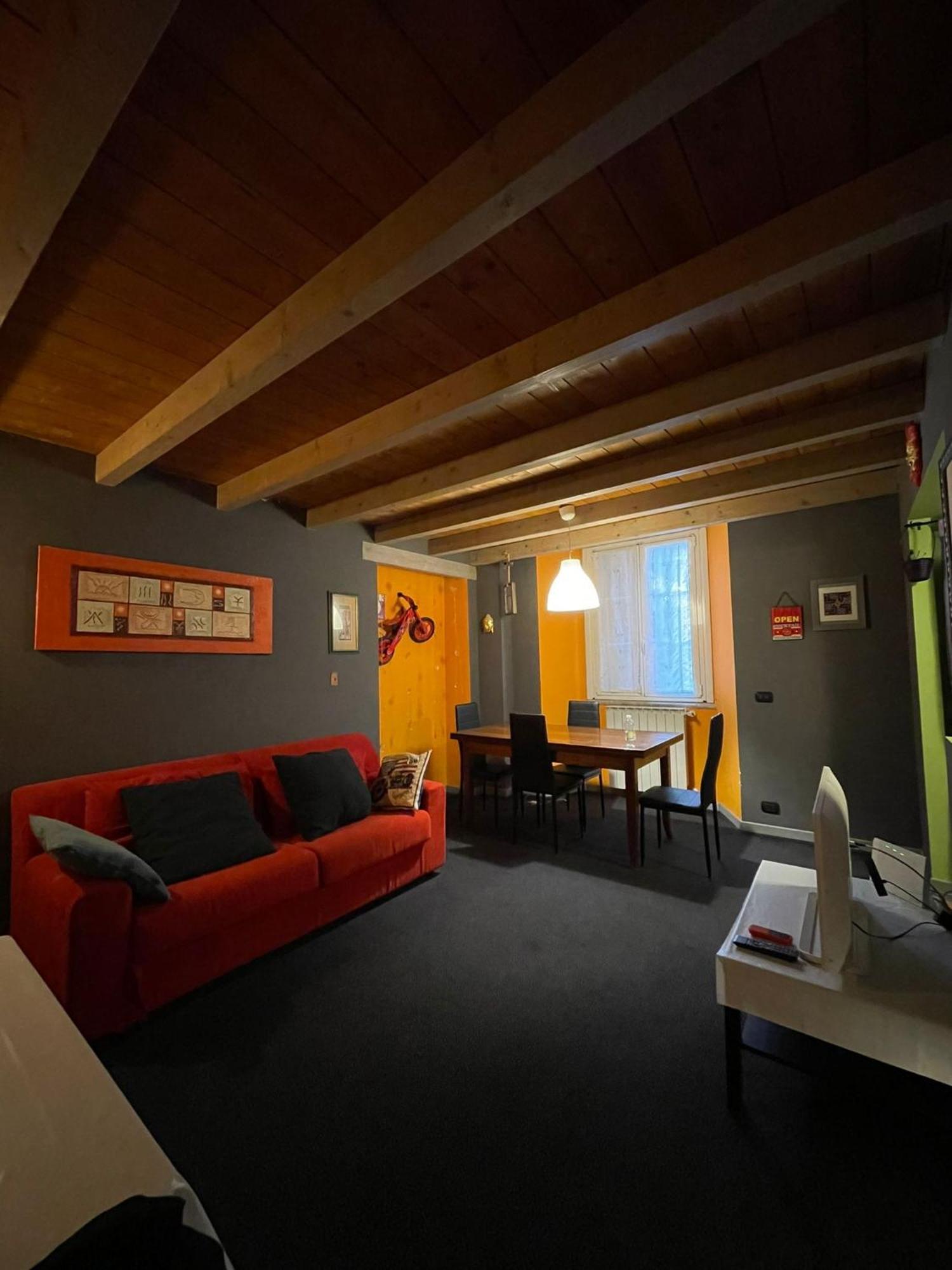 Appartement Rainbow House à Intra Extérieur photo